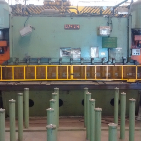 Guilhotina Hidráulica